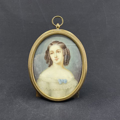 Large miniature portrait of empire woman