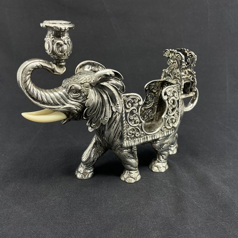 Decorative elephant in silver