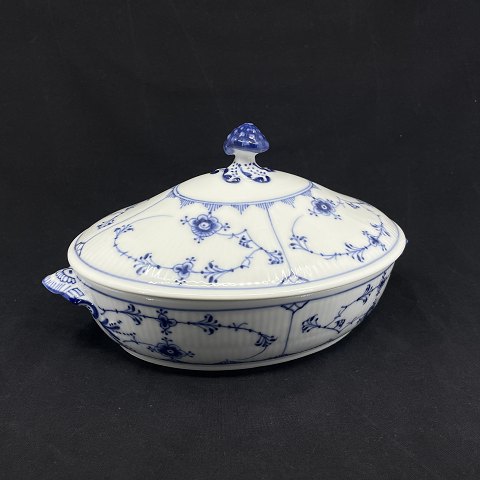Blue fluted fluted dish, 1/283