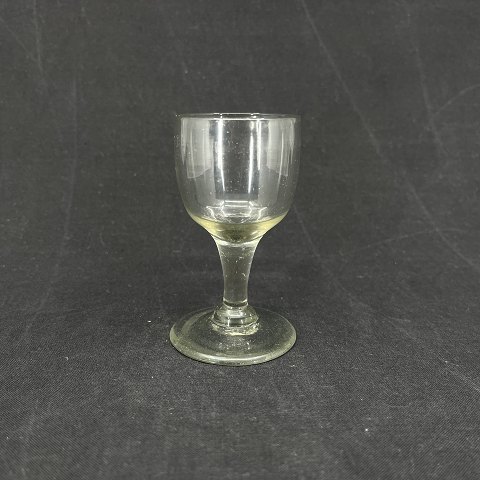 Stort snapseglas fra 1800 tallets slutning