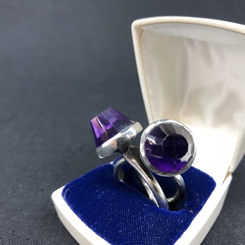 Unique ring by Bernhard Hertz