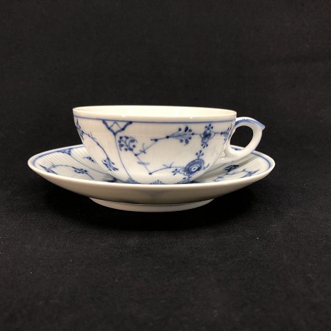 Blue Fluted Plain tea cup
1/76