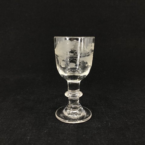 Egeløvs snapseglas fra Holmegaard