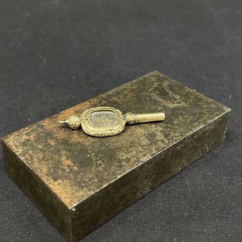 Antique pendant with daguerreotype