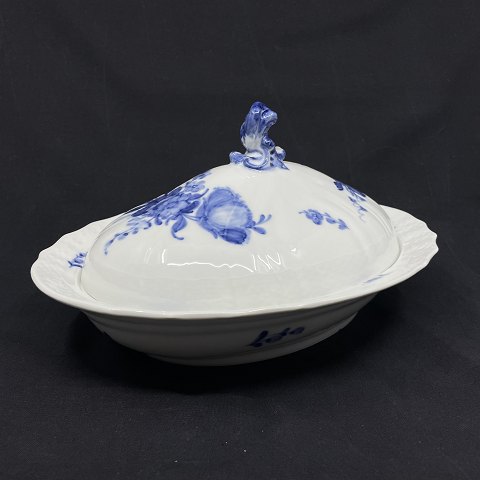 Blue Flower curved lidded dish
