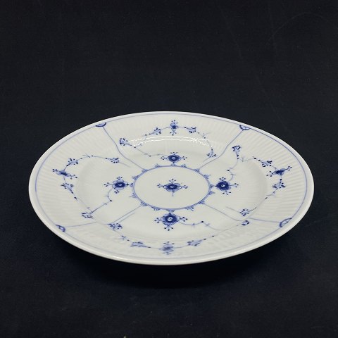 Blue Fluted Plain lunch plate from the 1820-1850