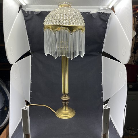 Art nouveau lampe med perleskærm og stænger