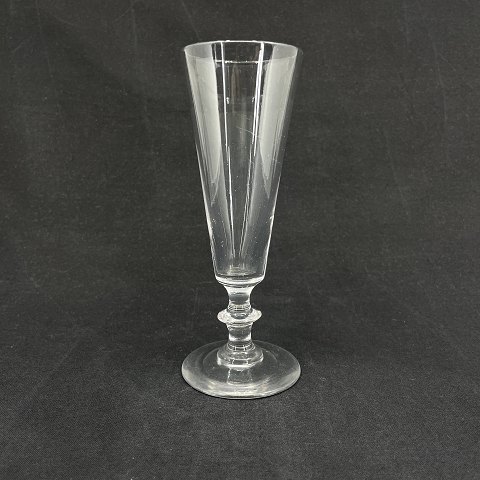 Smooth Wellington champagne flute