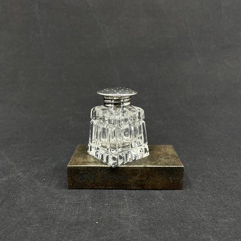 Salt shaker from Hugo Grün