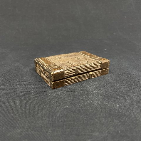 Finely carved stamp box