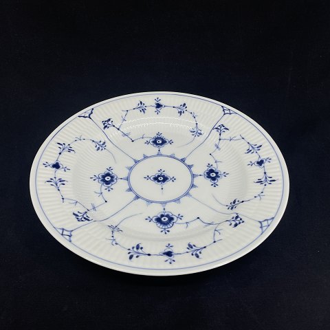 Blue Fluted Plain dinner plate, 1898-1923