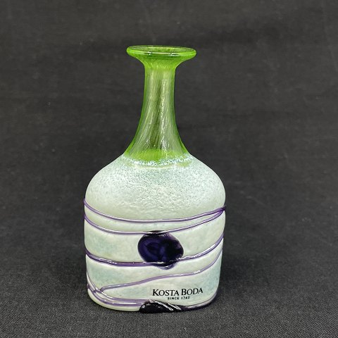 Miniature Galaxy vase fra Kosta Boda