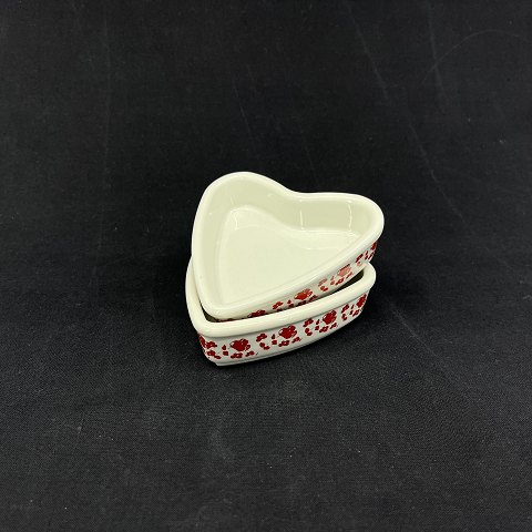 A pair of Arabia butter bowls - red