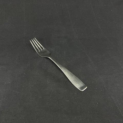 Plata large dinner fork by Georg Jensen
