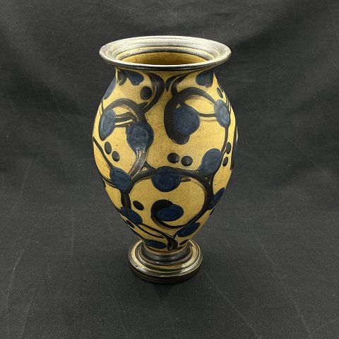 Beatifull yellow Kähler vase