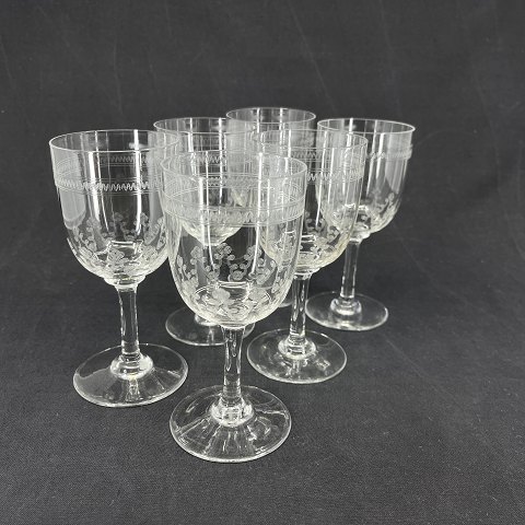 Set of 6 white wine glasses
