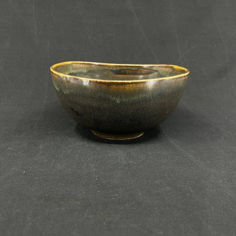 Brown oval Saxbo bowl