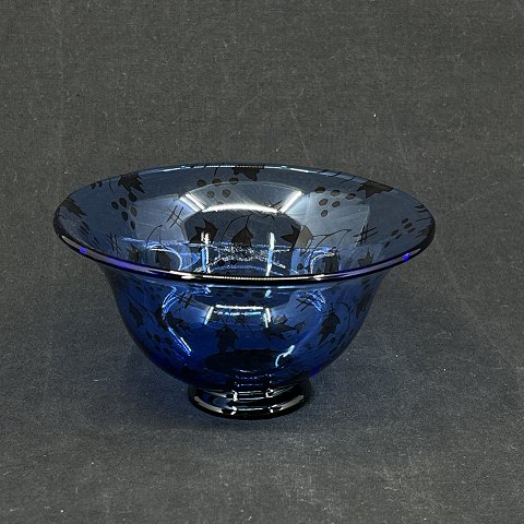 Grail bowl by Eva England