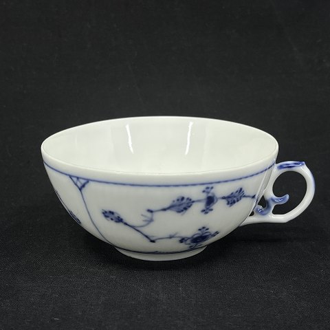 Blue Fluted Plain tea cup fr0m 1820-1850